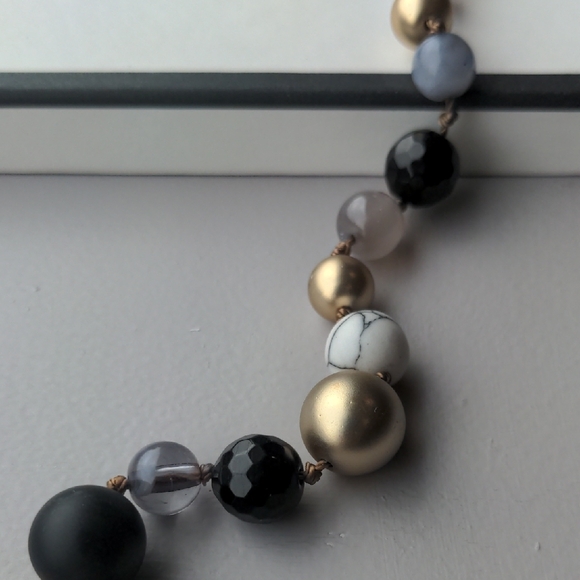 Talbots Gold and Black Necklace - Picture 3 of 5